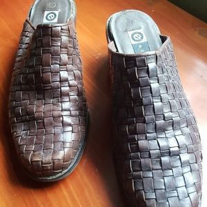 Vintage woven leather, block heel clogs